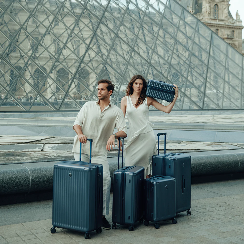 Luxe Travel Beauty Case - Image 42