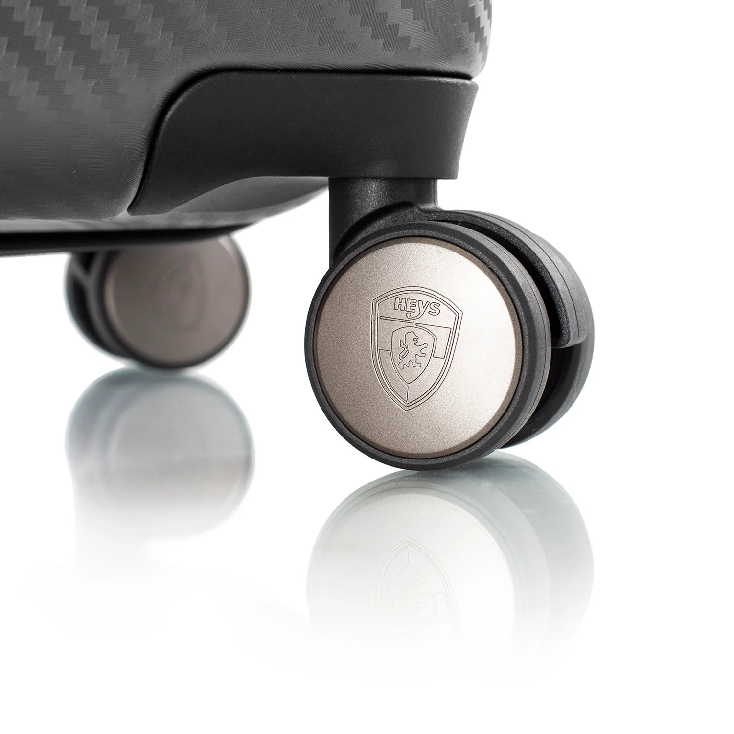 EZ Access 2.0 30" Luggage - Image 33