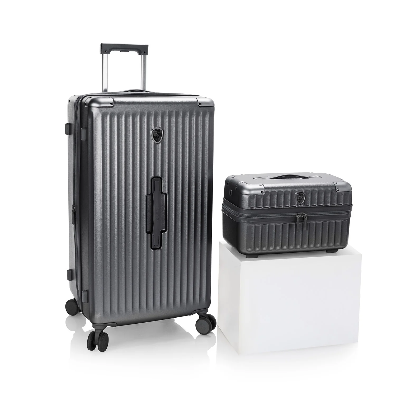 Luxe 2 Piece Luggage Set - Beauty case and Trunk 30" - Image 61