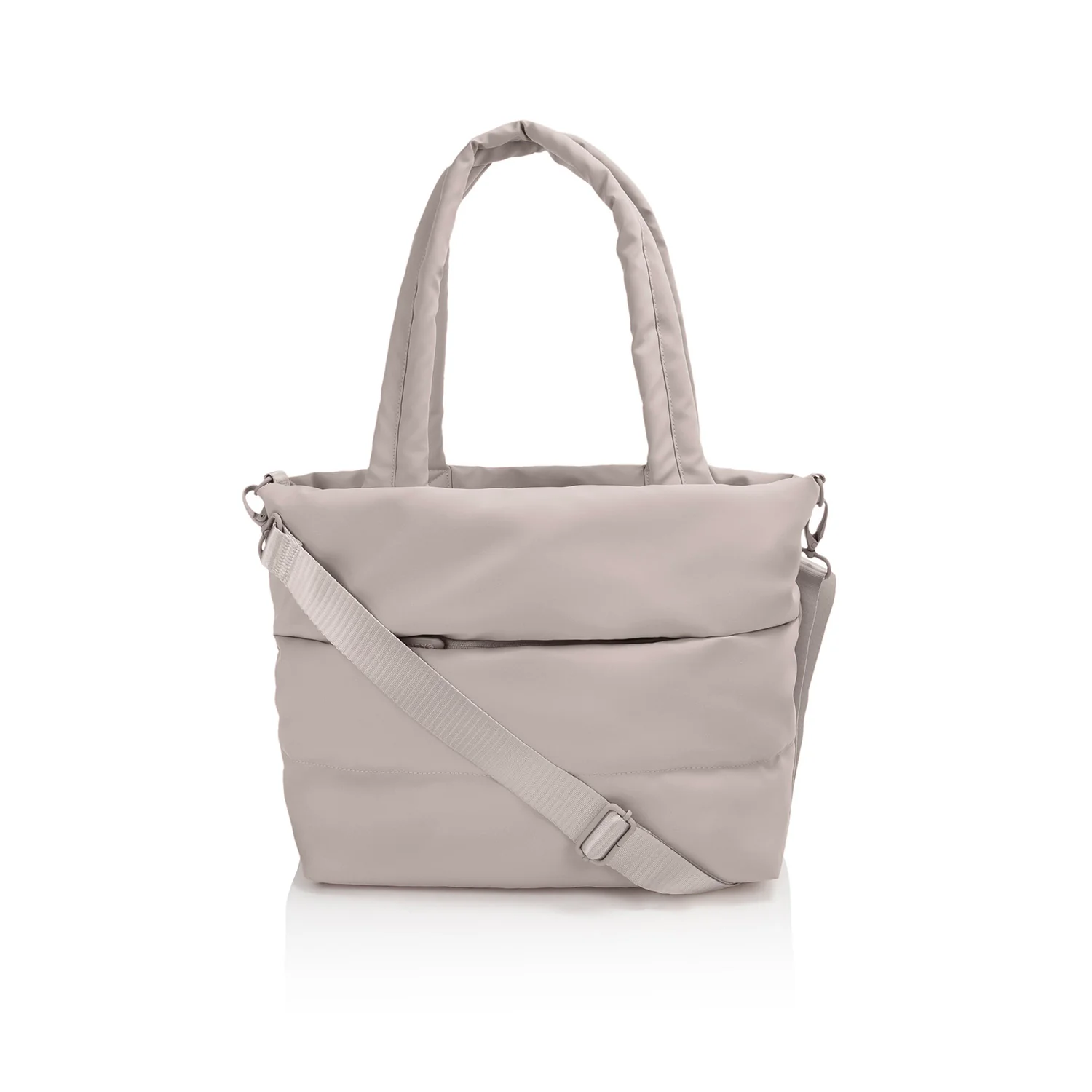 The Puffer Tote Bag - Atmosphere - Image 12