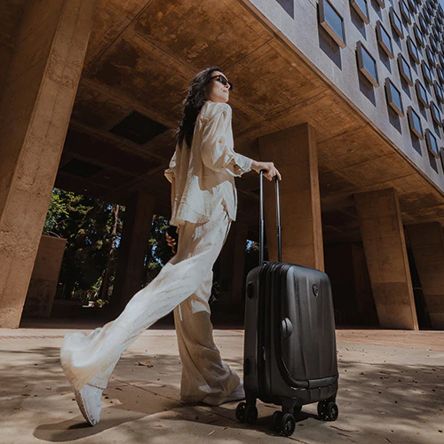 Vantage Smart Access™ 26 Inch Luggage - Image 20