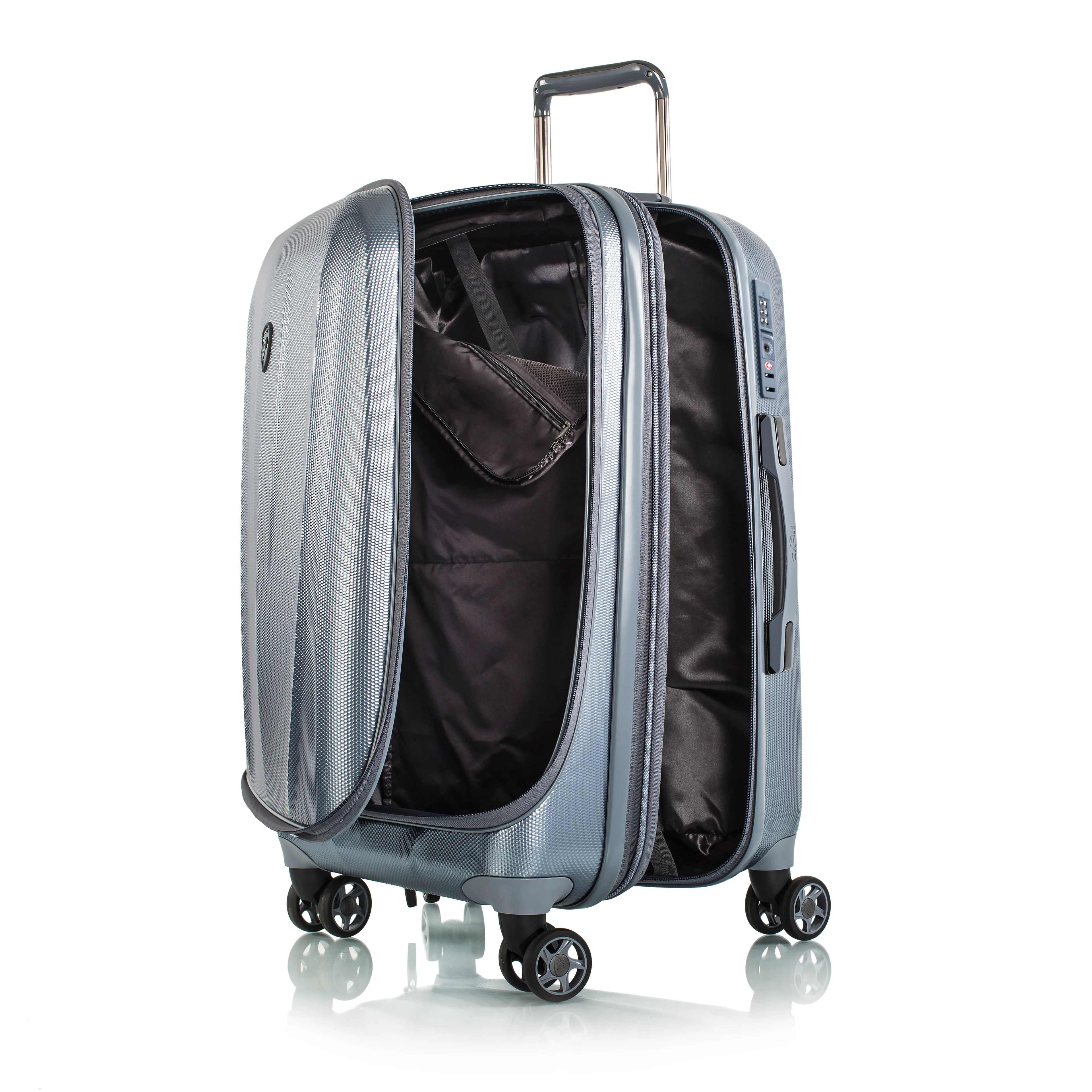 Vantage Smart Access™ 26 Inch Luggage - Image 7