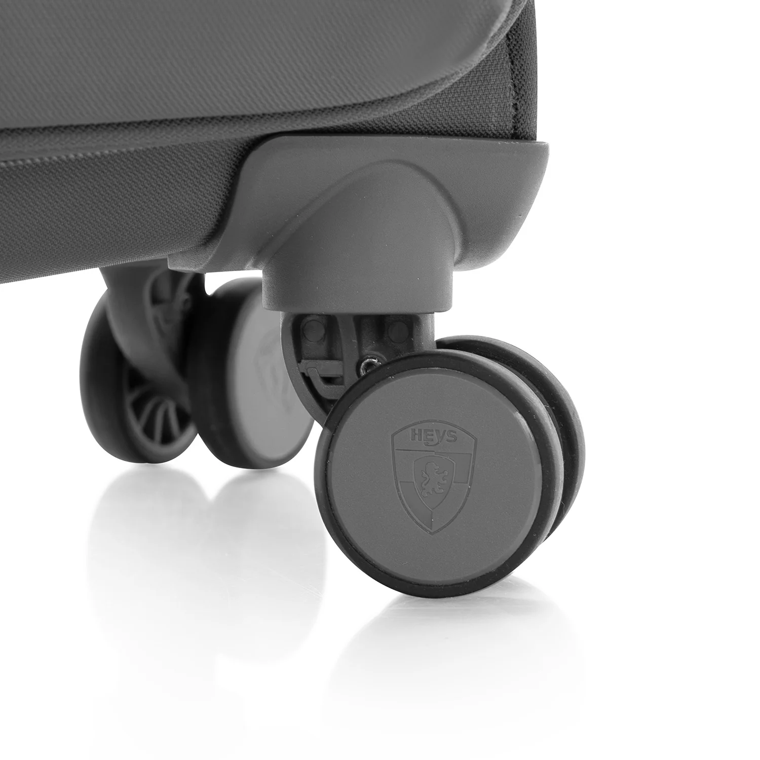 Xero Elite 2.0 21 Inch Carry on Luggage | World's Lightest Luggage - Image 32