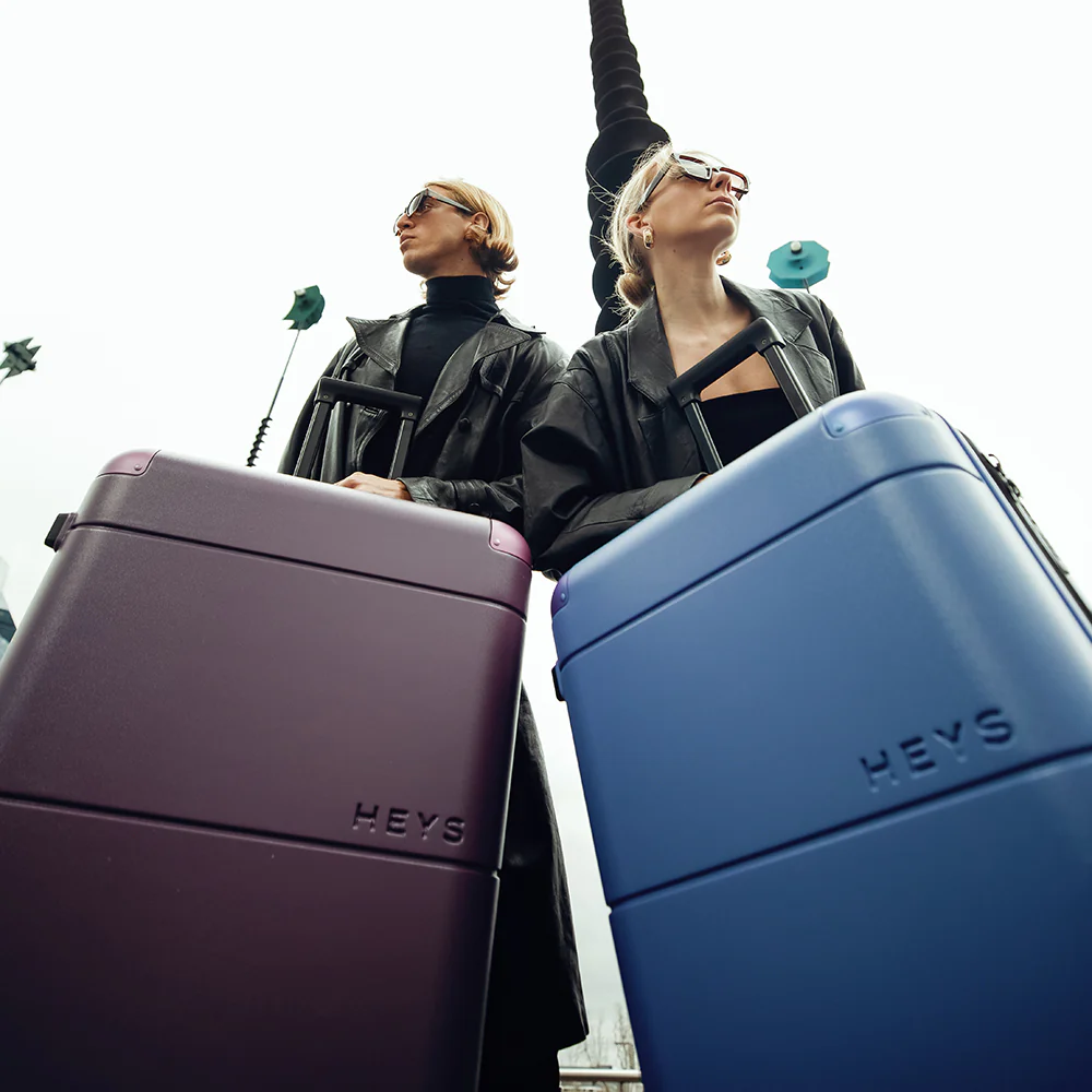 Zen 30 Inch Luggage - Image 30
