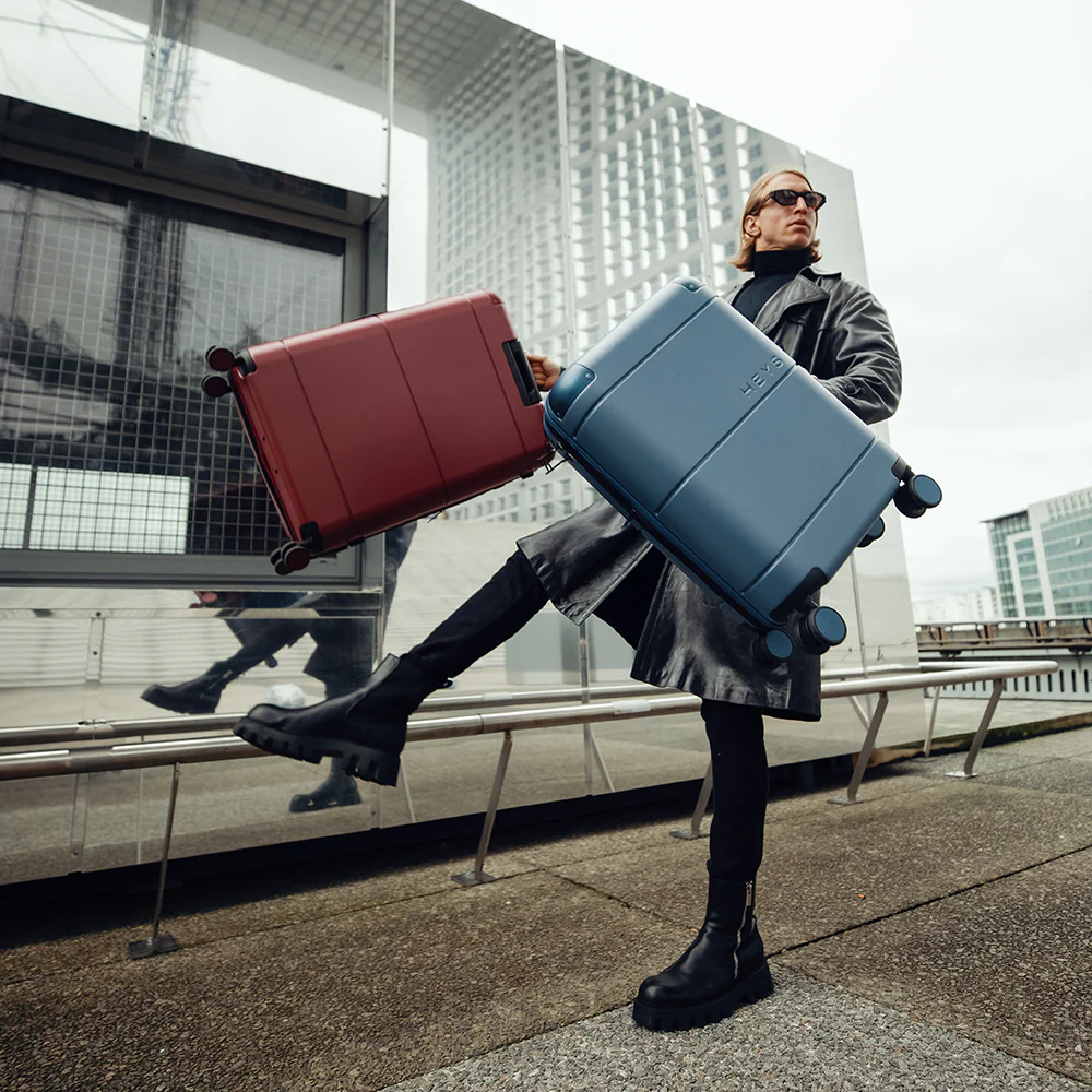 Zen 30 Inch Luggage - Image 53